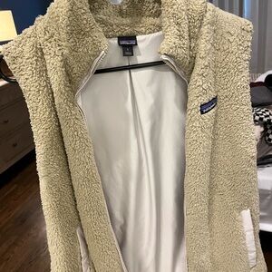 Patagonia Women's Beige Fleece vest